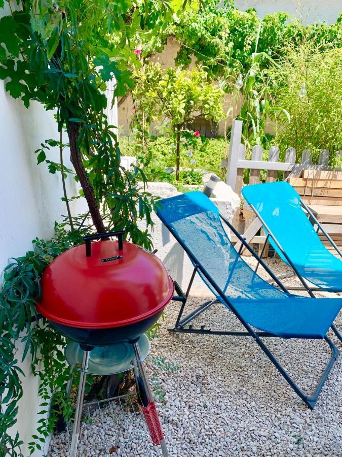 Haut De Villa Entre Mer Et Campagne Hyères Eksteriør bilde